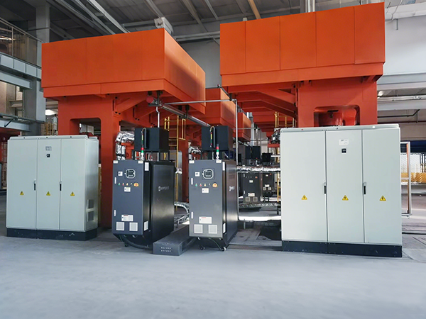 熱壓機(jī)高溫油溫機(jī)如何精準(zhǔn)控溫，避免生產(chǎn)中的安全隱患