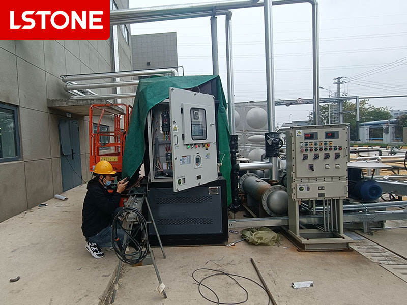 制造高品質(zhì)的光刻膠，使用光刻膠防爆模溫機