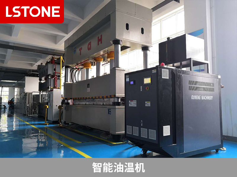 智能油溫機控溫穩(wěn)定，引領(lǐng)無人機部件生產(chǎn)
