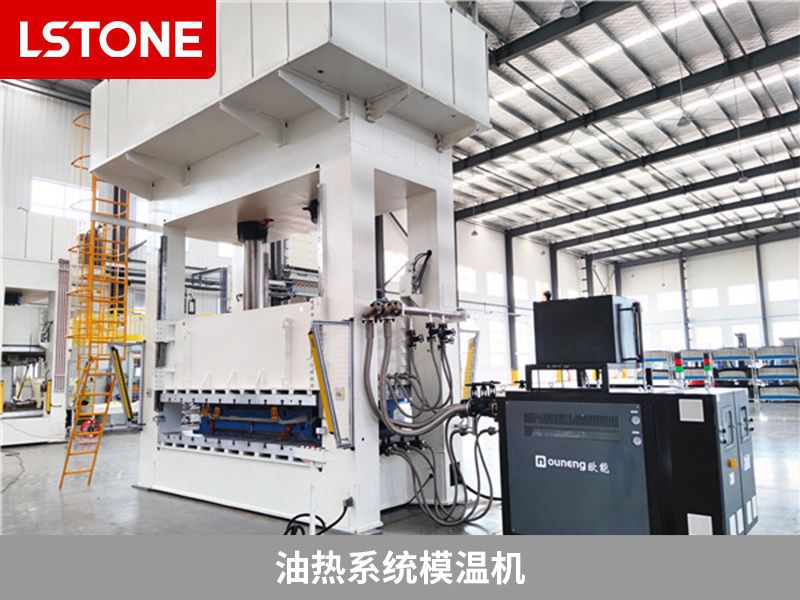 1672998788765902.jpg 油熱系統模溫機.jpg
