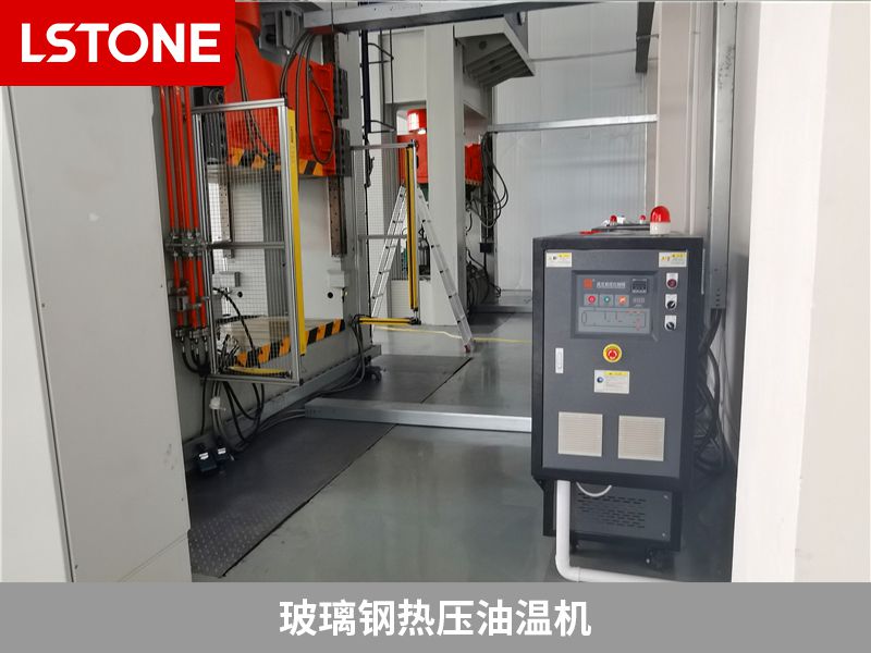 1678261005177237.jpg 玻璃鋼熱壓油溫機(jī).jpg