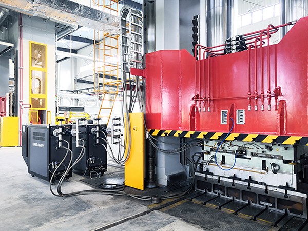 SMC玻璃鋼油溫機(jī) SMC玻璃鋼油溫機(jī)