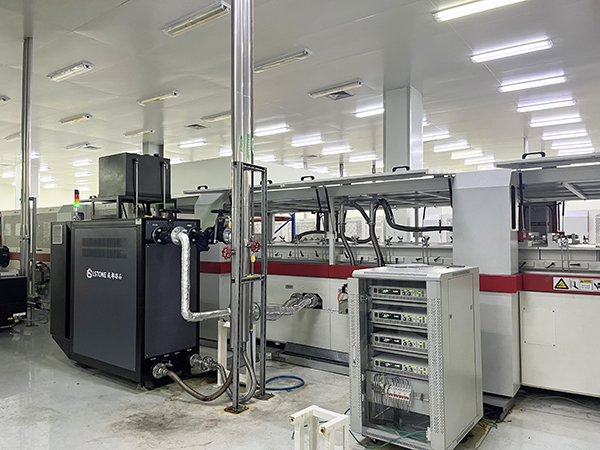 電加熱層壓機油溫機 電加熱層壓機<a href='http://m.stsxxxx.com/product/biaozhunyouwenji.html' class='body-link'>油溫機</a>