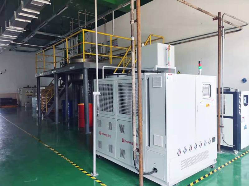 <a href='http://m.stsxxxx.com/p_lengreyitiji.html' class='body-link'>冷熱一體機</a>怎么安裝？