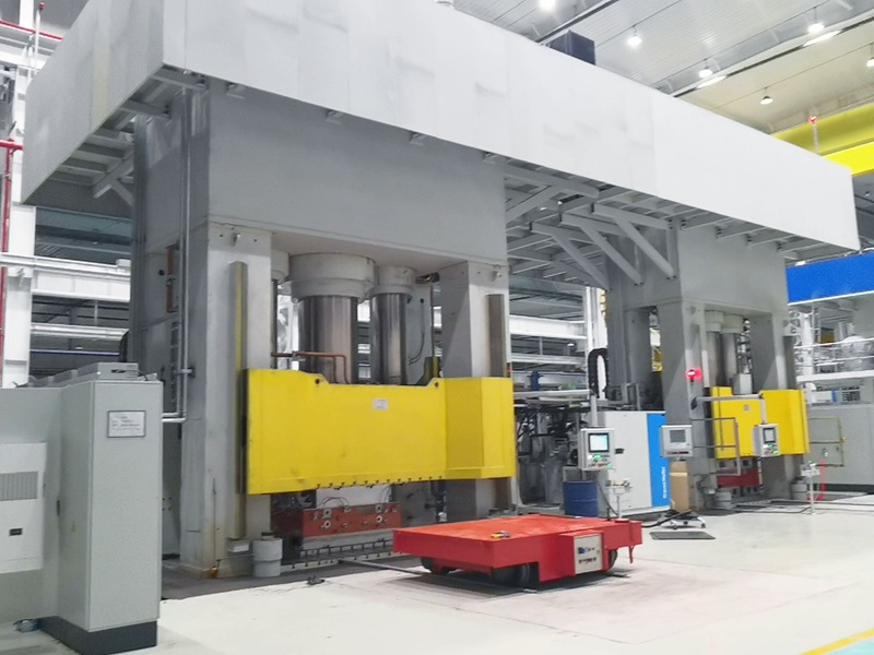 工業(yè)冷水機(jī)能放室外使用嗎？