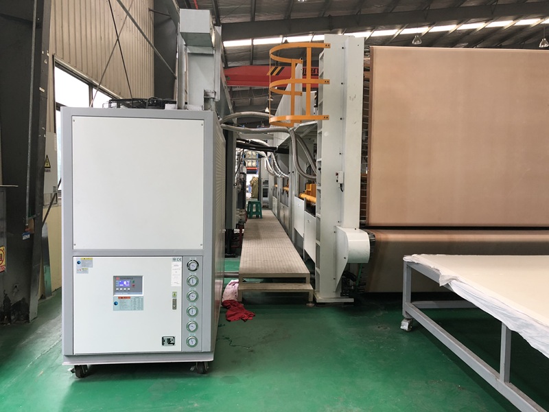 冷水機使用介質有哪幾種？